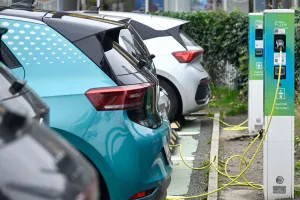 Harga Minyak Naik: Mobil Listrik Bekas Malah Laku Keras dan Jadi Rebutan di Jerman