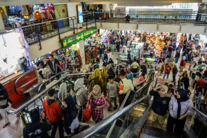 Pengunjung Mal Meningkat 15%, APPBI Optimistis Konsumsi Rumah Tangga Tetap Bergairah