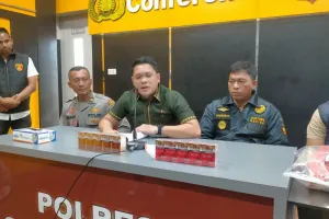 Polres Singkawang Sita 759 Slop Rokok GATI Diduga Gunakan Pita Cukai Ilegal.