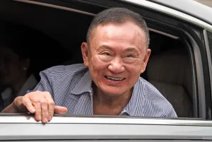 Thaksin Shinawatra Diberi P...