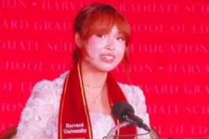 Membanggakan, Seorang Mahasiswi Indonesia Paparkan Hasil Risetnya di Universitas Harvard