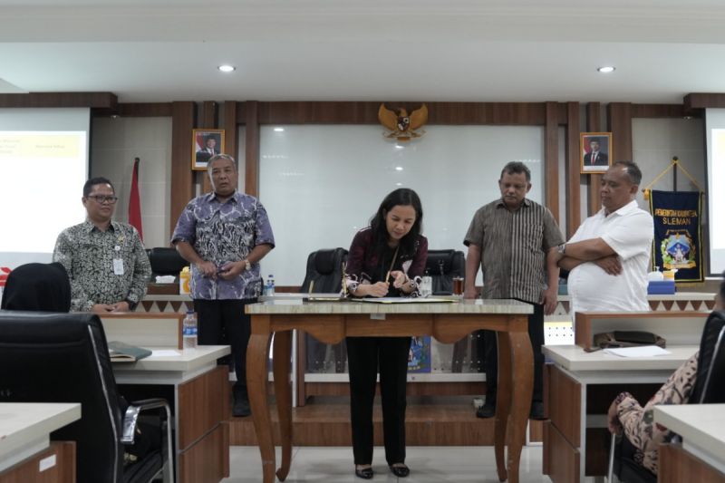 Seluruh OPD di Pemkab Sleman Tanda Tangani Komitmen Refor...