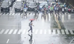 Siap-Siap Payung Sore Ini, BMKG Bocorkan Wilayah Jakarta yang Bakal Diguyur Hujan Mendadak