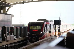 Mulai 8 Juni PT KAI akan Uji Coba Tambah Frekuensi LRT Jabodebek
