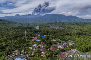 Demi Keamanan, Kemenpar Gandeng Pemda Tingkatkan Pengawasan Kegiatan Wisata di Sekitar Gunung Api