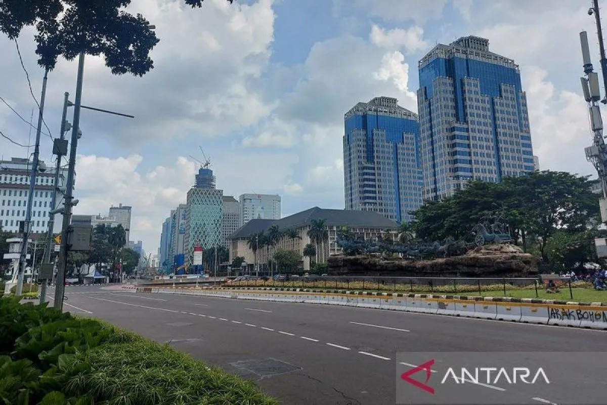 Cuaca Jakarta Hari Ini Diprakirakan Berawan, Suhu Terting...