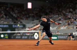 Final Prancis Open 2026: Zverev Incar Gelar Grand Slam Perdana, Cobolli Siap Ukir Sejarah di Roland Garros