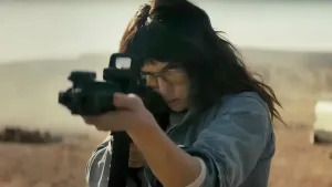 Trailer Sci-Fi Horor 'Onslaught': Adria Arjona Menjadi Sniper yang Berhadapan dengan Prajurit Super AS 