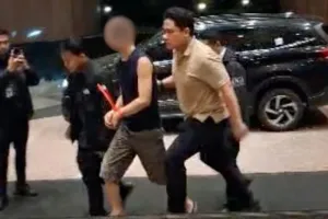 Ditangkap di Bunker Rumahnya di Depok, WNA AS Buronan Kasus Pelecehan Seksual Dideportasi 