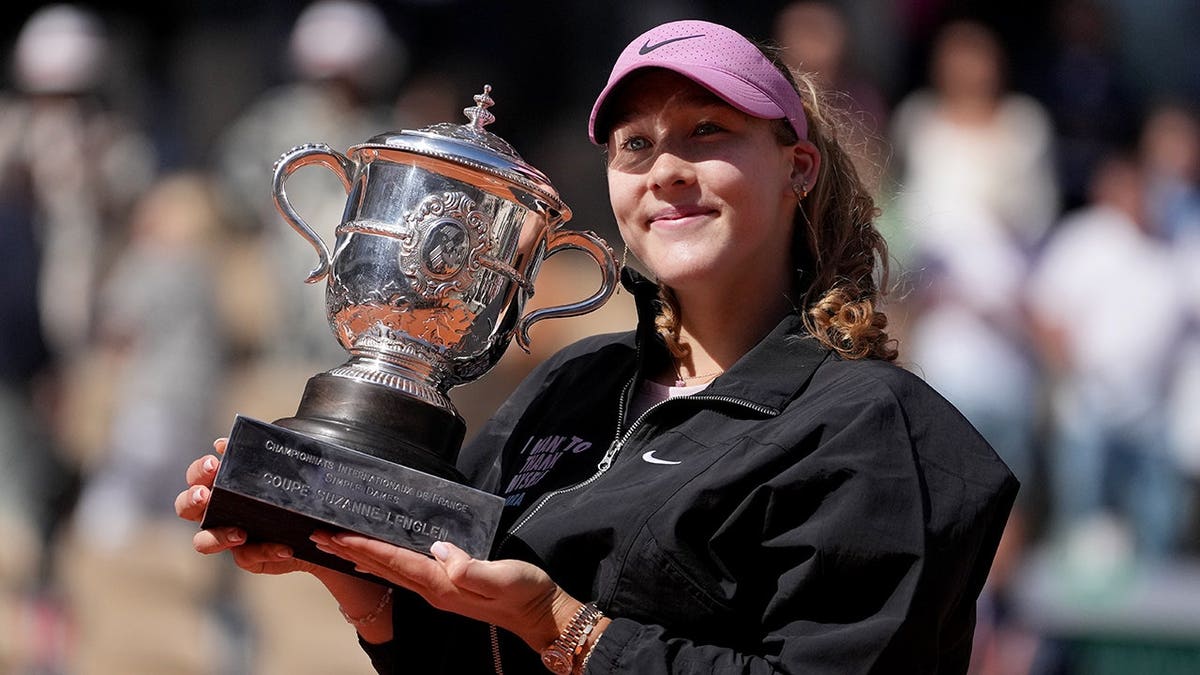 Andreeva Raih Gelar Grand Slam Perdana di Prancis Open 2026