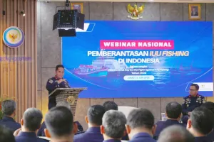 Modus Baru IUU Fishing: Selundupkan Manusia dan Cuci Uang Lewat Ikan