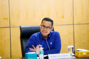 Tahun Ajaran Baru, Pemkot Tangsel Gratiskan Seragam Batik dan Olahraga ke Siswa SD dan SMP Negeri