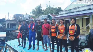 Seluruh Penumpang Longboat Mati Mesin di Banda Dievakuasi