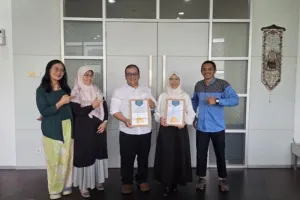 UI Masuk 15 Besar Dunia Eme...
