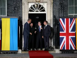 Babak Baru : Koalisi E3 Akhirnya Turun Tangan Dorong Dialog Russia-Ukraina