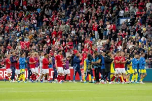 Christian Eriksen Kolaps di Lapangan, Laga Denmark Versus Ukraina Langsung Dihentikan 