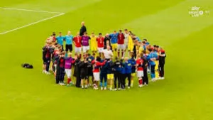 Christian Eriksen Kolaps, Laga Denmark Kontra Ukraina Dihentikan 