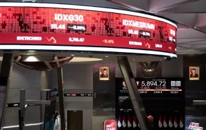 IHSG Hari Ini Tertekan Dua Arah Sekaligus, Pasar Kehilangan Momentum