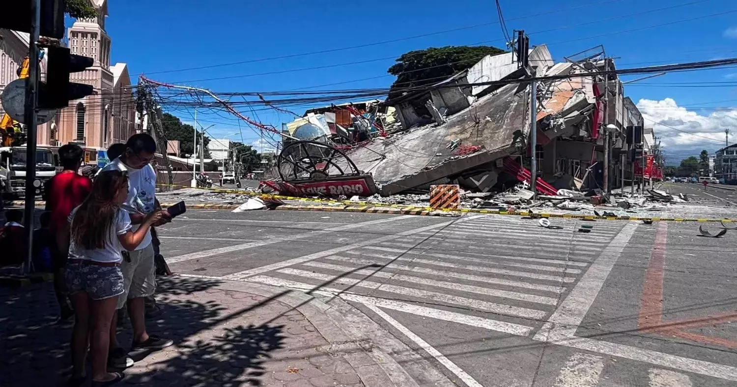 Korban Jiwa Akibat Gempa Da...