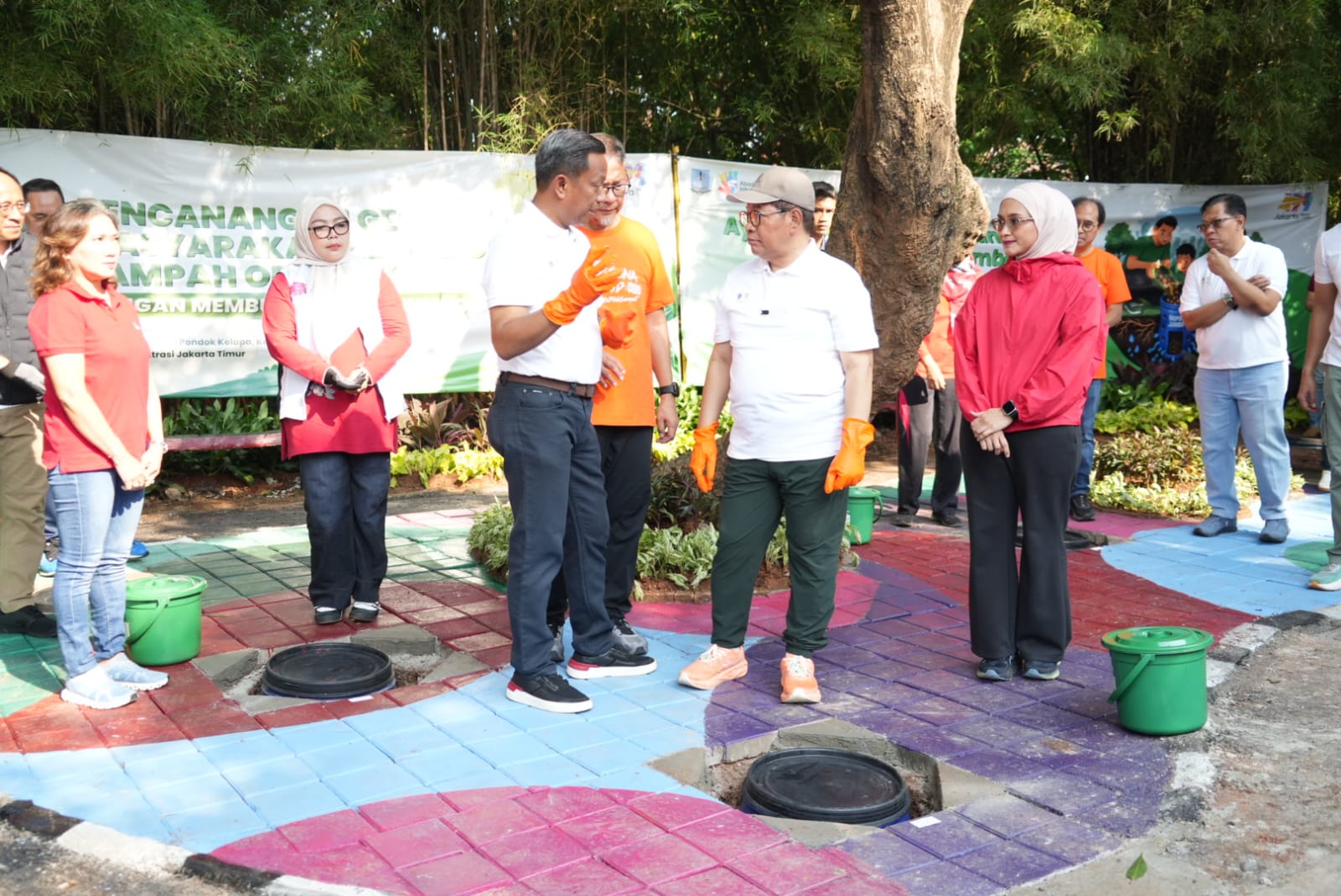 Pramono: Pengelolaan Sampah Harus Dimulai dari Rumah Tangga