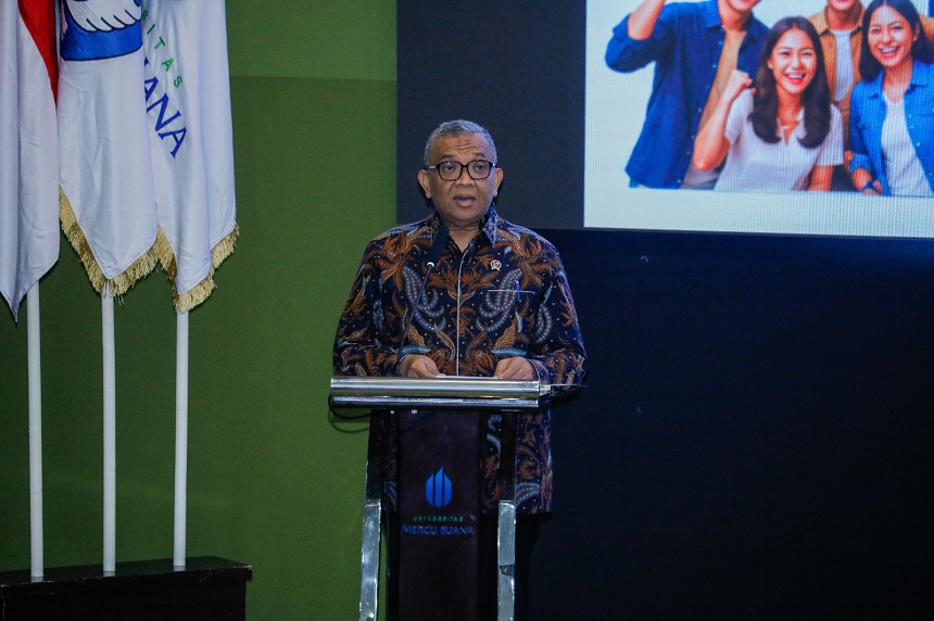 Wamenaker: Mahasiswa Harus Perkuat Kompetensi dan Sertifikasi untuk Hadapi Dunia Kerja.