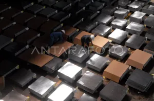 Diduga Ganggu Industri Loka...