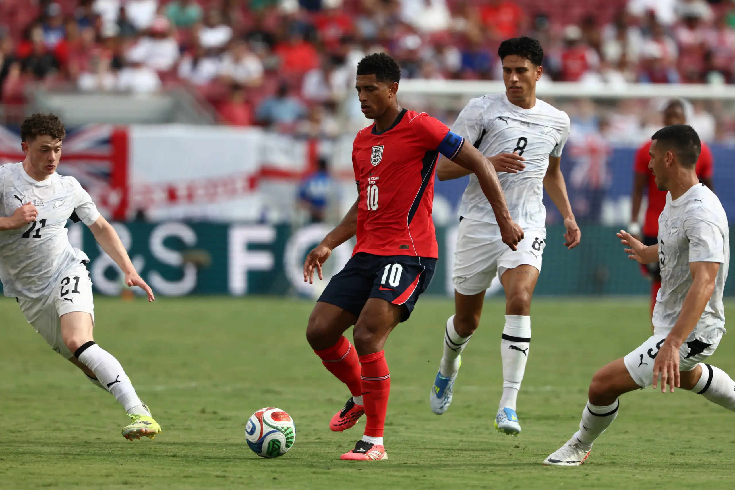 Inggris Tutup Persiapan Pia...
