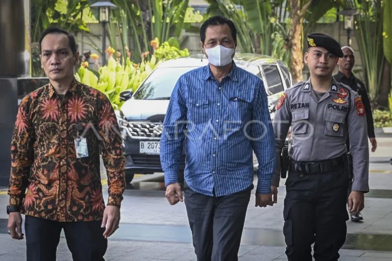 KPK Tetapkan Bupati Muara Enim Edison sebagai Tersangka K...