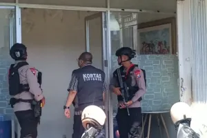 Mabes Polri Geledah Kontraktor Proyek PG Assembagoes di Surabaya