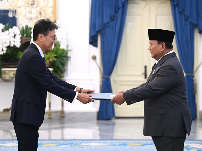 Presiden Terima Surat Kepercayaan dari 9 Dubes