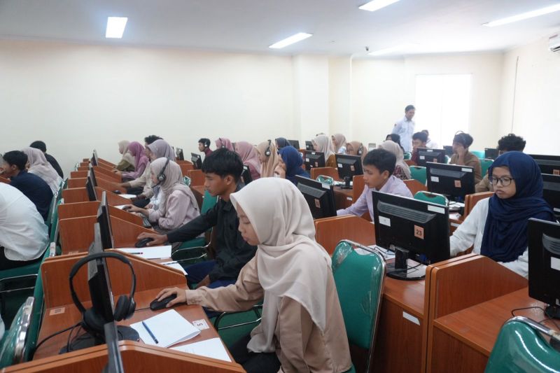 Ujian Masuk Perguruan Tinggi Keagamaan Islam Negeri (UM-P...
