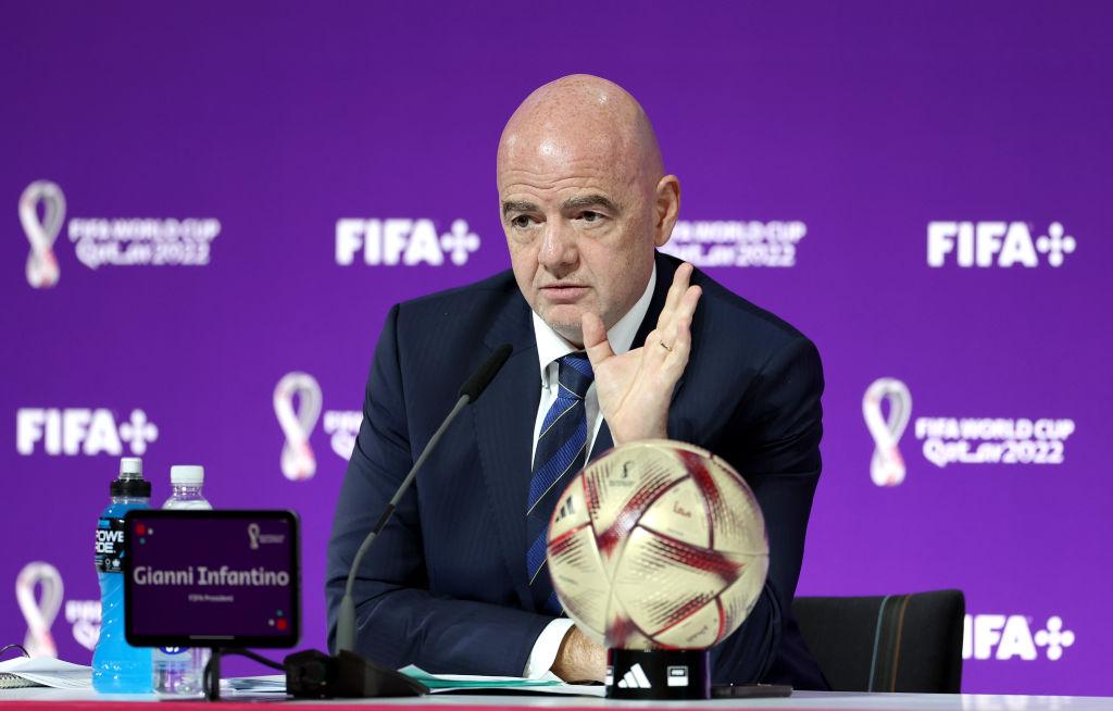 Infantino Hadapi Sorotan Menjelang Piala Dunia, Isu Tiket...