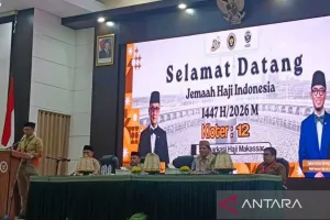 Penyambutan Dua Kloter Jamaah Haji Sulbar oleh PPIH Debarkasi