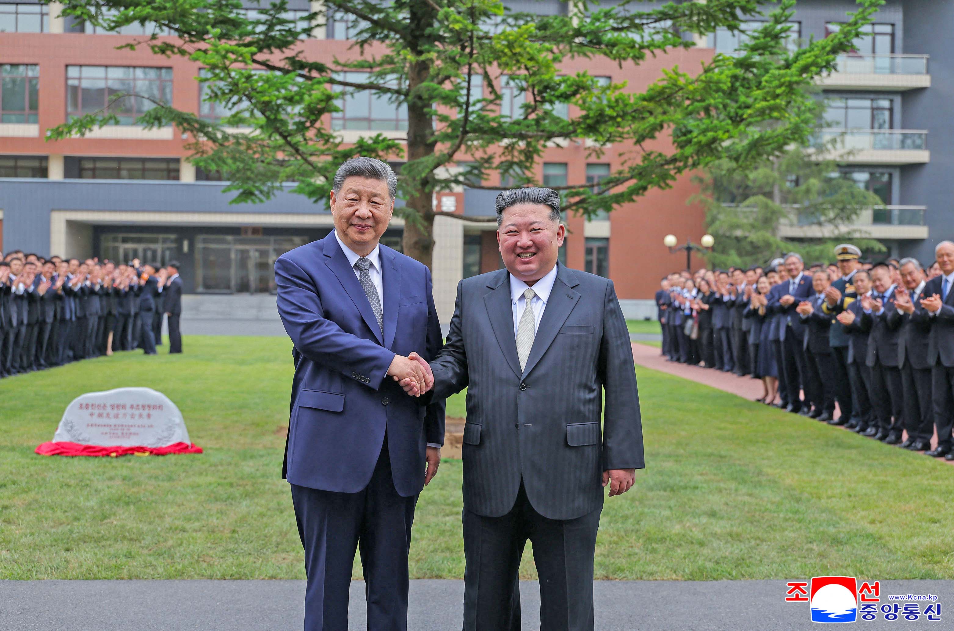 Pyongyang Klaim Kunjungan Xi Pererat Diplomasi Korut-Tion...