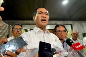 Mentan Sebut Tengah Bangun 100 Gudang Bulog dengan Usia Simpan Beras hingga 2 Tahun