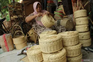Pemerintah Harus Tingkatkan Daya Saing Produk Lokal