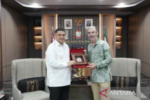 Pemkot Makassar Perkuat Ker...