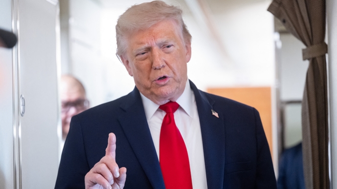 Trump Sebut Pejabat Tinggi Iran Menghubunginya Langsung M...