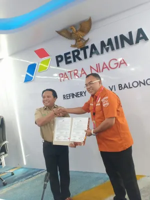 Kombes Hadianur Pimpin Kegiatan Resertifikasi Sistem Manajemen Pengamanan PT Pertamina Patra Niaga RU VI Balongan.