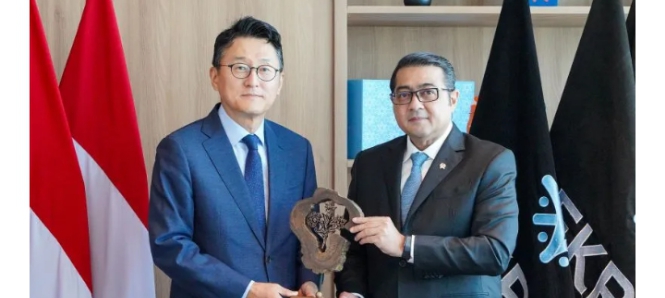 Menteri Ekraf dan Dubes Korsel Adakan Pertemuan Bahas Kol...