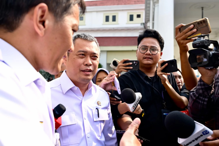 Kemenhub Siap Percepat Pengembangan Jaringan Kereta Api N...