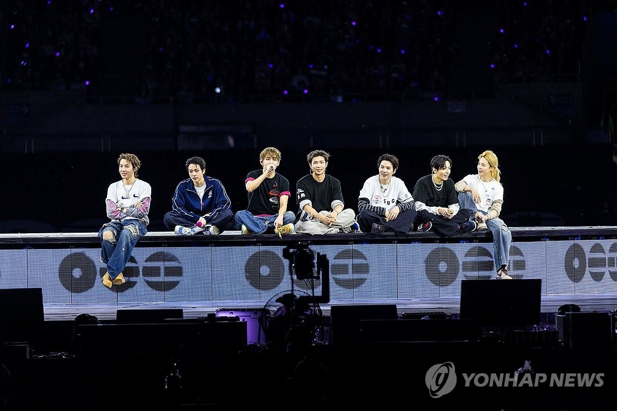BTS Konser di Busan, Rayakan Hari Jadi ke-13 Bareng ARMY
