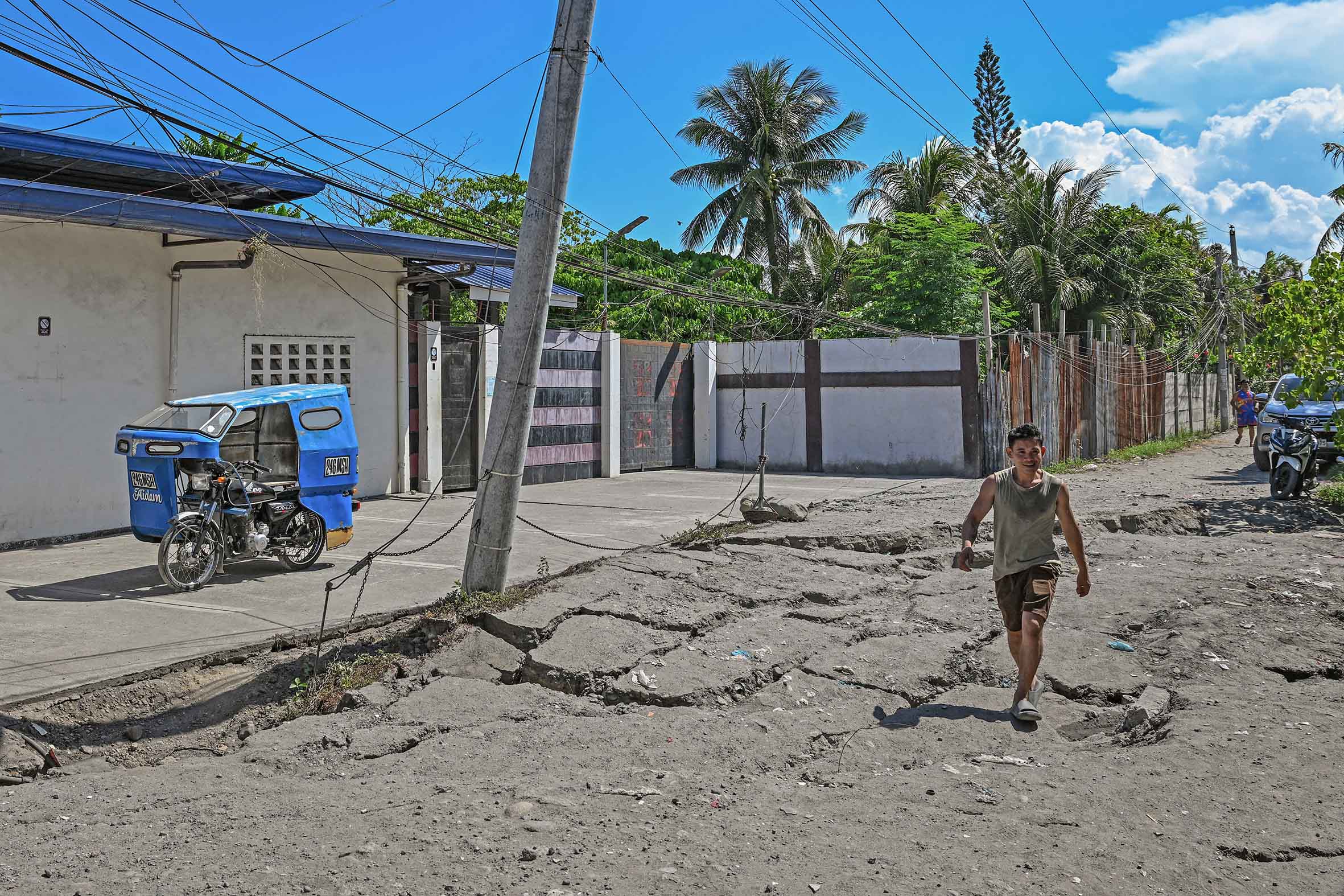 Gempa Dahsyat di Filipina Angkat Dasar Laut Hingga Dua Meter