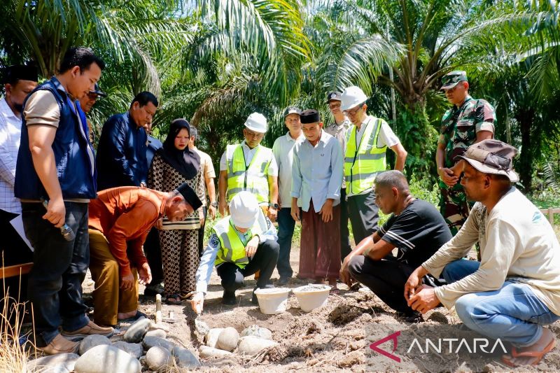 Pemkab Aceh Barat Mulai Bangun Rumah Dhuafa untuk Warga M...