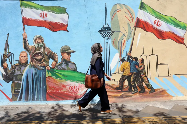 Trump: Kesepakatan AS-Iran akan Ditandatangani Hari Mingg...