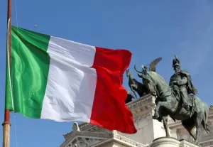 Damai Tercapai, Italia Bers...