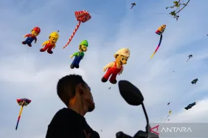 Festival Layang-Layang Garu...