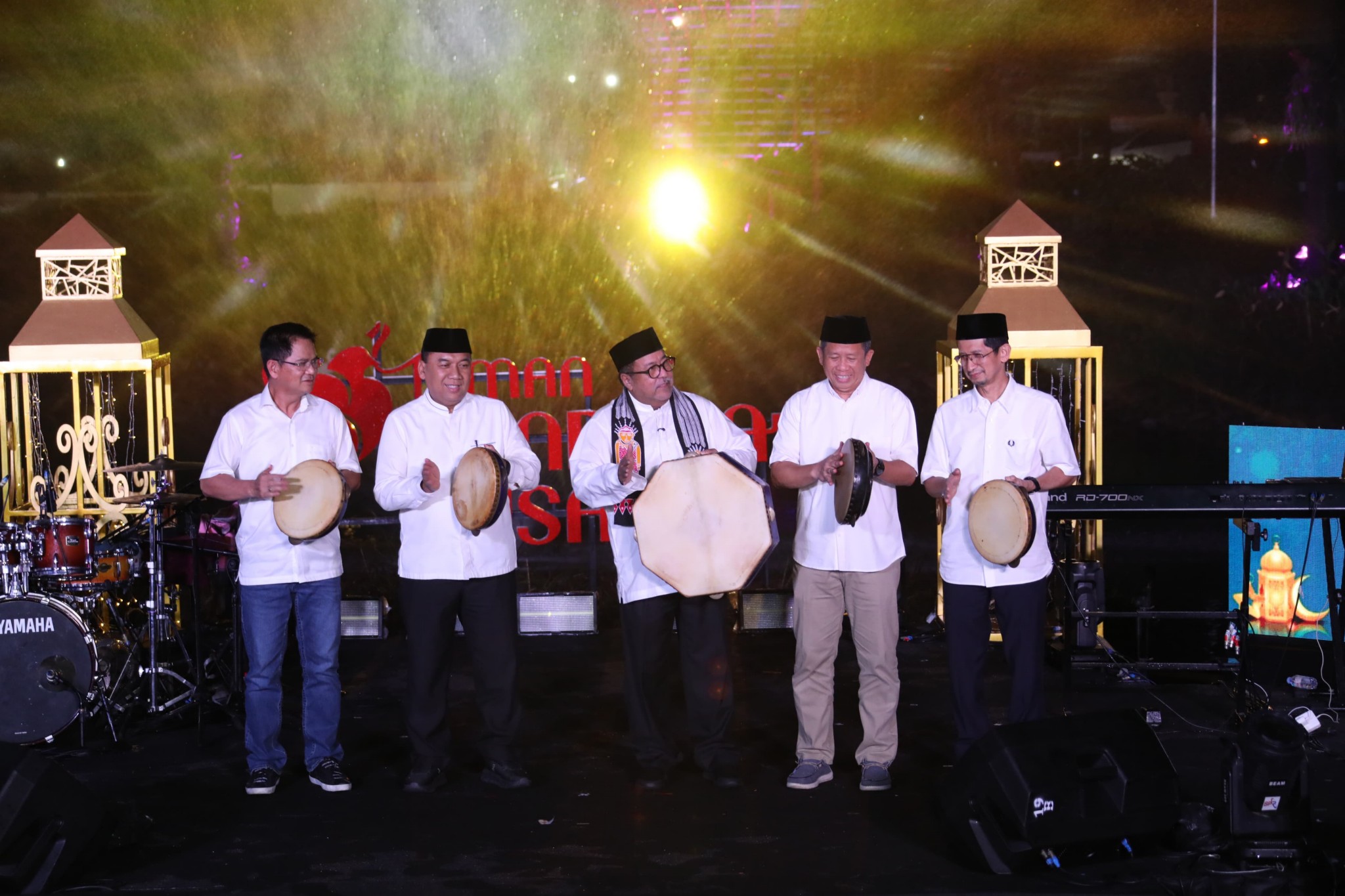 Festival Muharam 1448 H Jakarta Diramaikan Pawai Obor Ele...