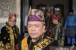 Gubernur Al Haris Dorong Penyusunan Kamus Bahasa Melayu Jambi untuk Lestarikan Budaya Daerah.
