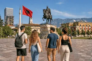 Pekerja Migran Indonesia Kini Lirik Manisnya Sektor Pariwisata Albania